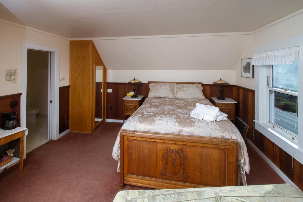 Sweetwater Inn And Spa Мендосіно Номер фото